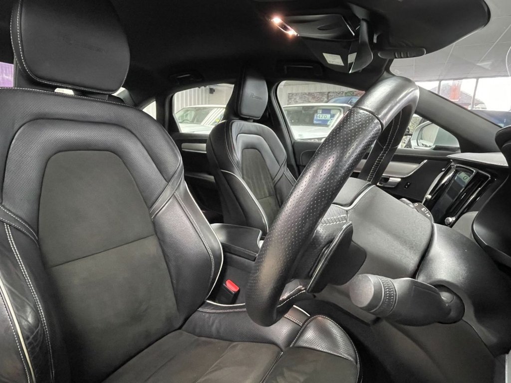 Used Volvo S90 2018 for sale - 76655472: Photo 25