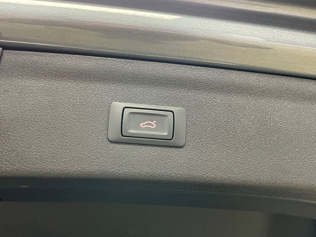 Used Audi Q3 2018 for sale - 76950194: Photo 19