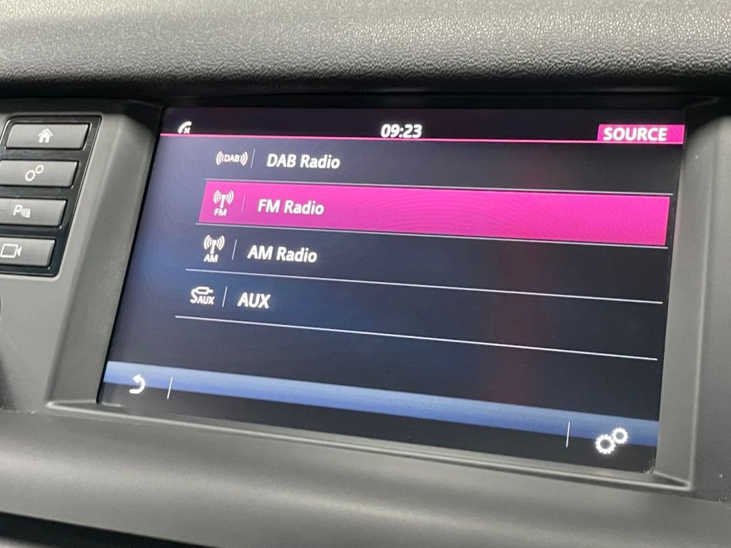 Used Land Rover Discovery Sport 2018 for sale - 76909807: Photo 41