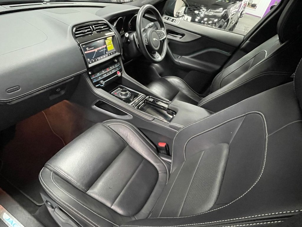 Used Jaguar F-Pace 2019 for sale - 77139605: Photo 31
