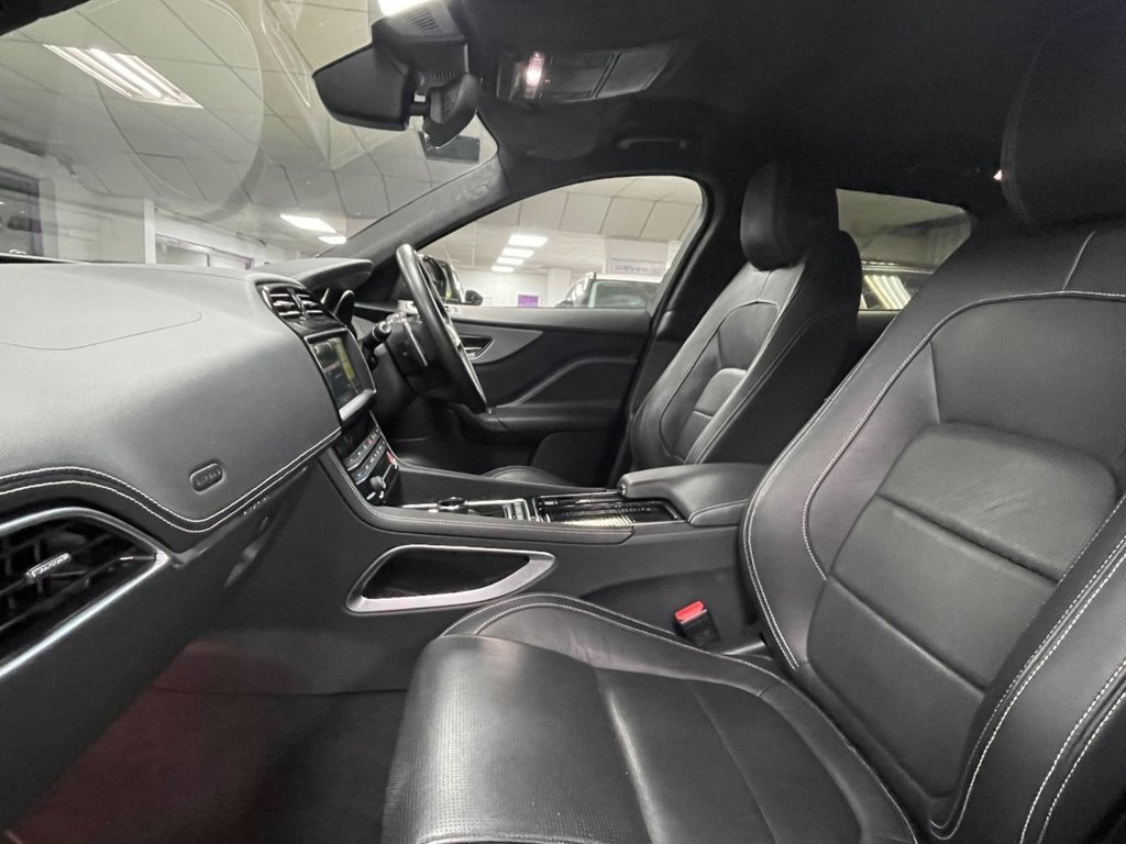 Used Jaguar F-Pace 2019 for sale - 77139605: Photo 32