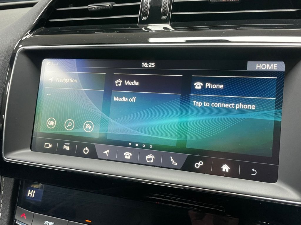 Used Jaguar F-Pace 2019 for sale - 77139605: Photo 41