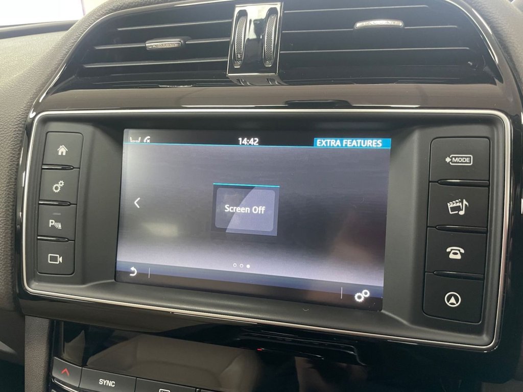 Used Jaguar F-Pace 2017 for sale - 76520669: Photo 41