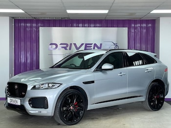 Used Jaguar F-Pace 2018 for sale - 78792859: Photo