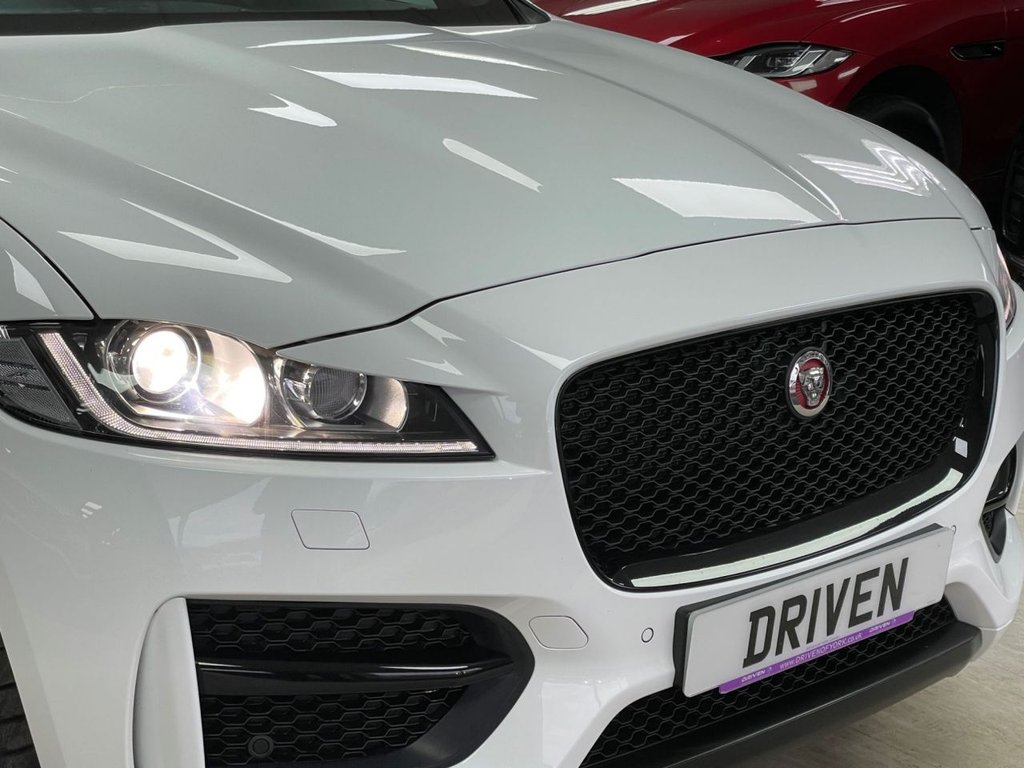 Used Jaguar F-Pace 2018 for sale - 77680288: Photo 4