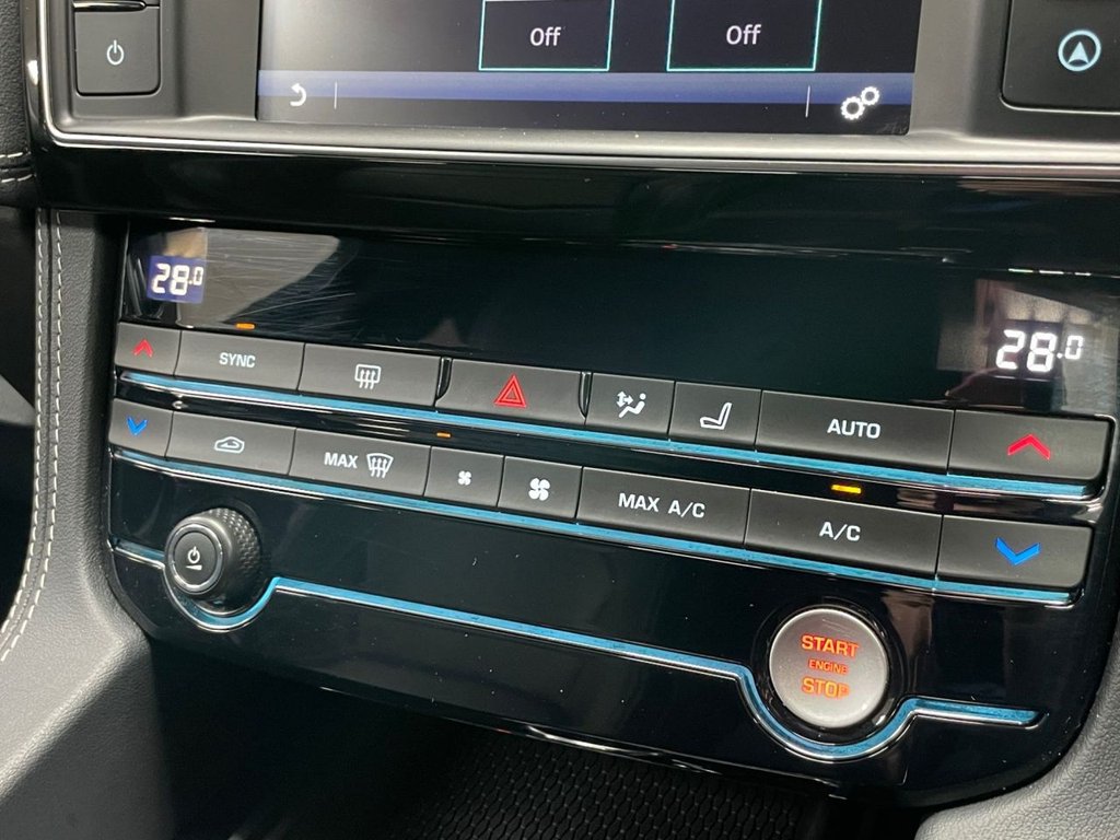 Used Jaguar F-Pace 2018 for sale - 77680288: Photo 44