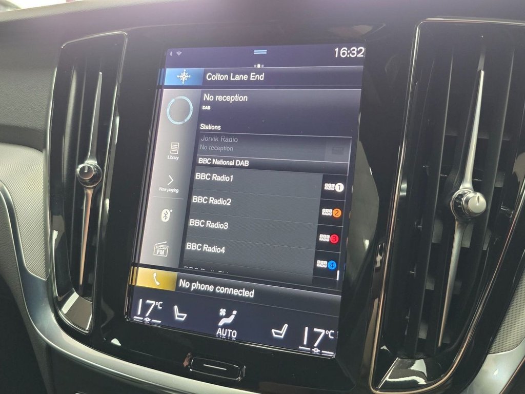 Used Volvo V60 2021 for sale - 76642253: Photo 40