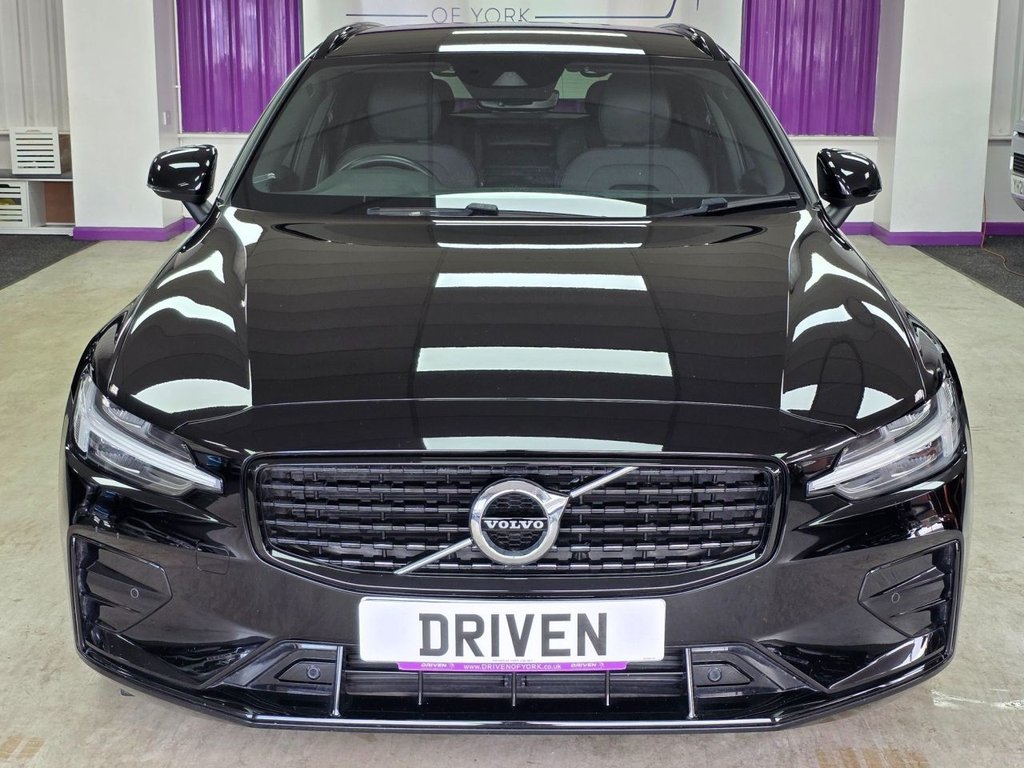 Used Volvo V60 2021 for sale - 76642253: Photo 8