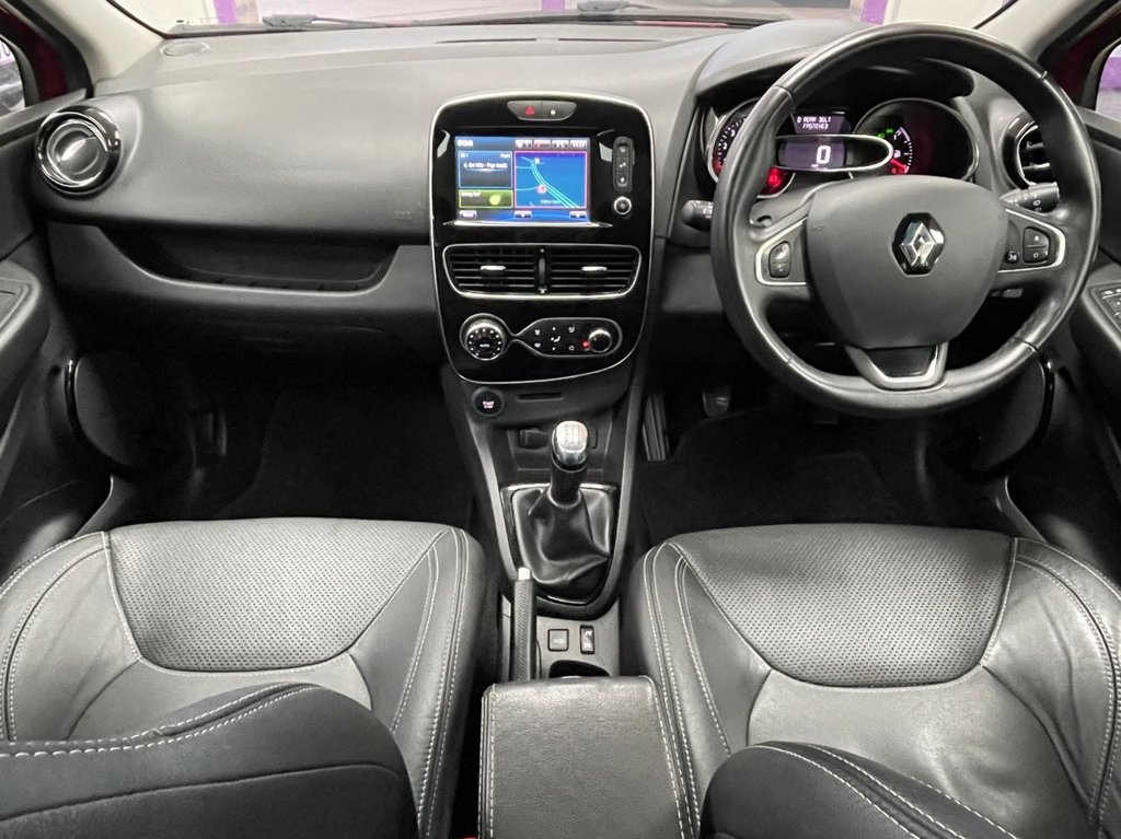 Used Renault Clio 2018 for sale - 77463462: Photo 2
