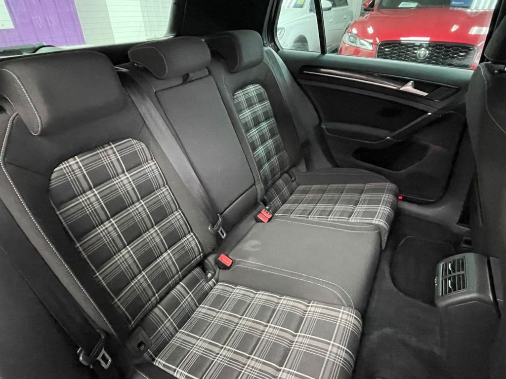 Used Volkswagen Golf 2014 for sale - 77534311: Photo 25