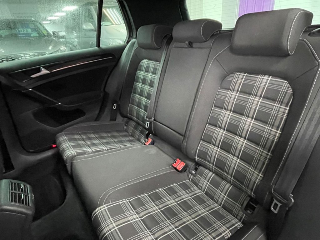 Used Volkswagen Golf 2014 for sale - 77534311: Photo 27