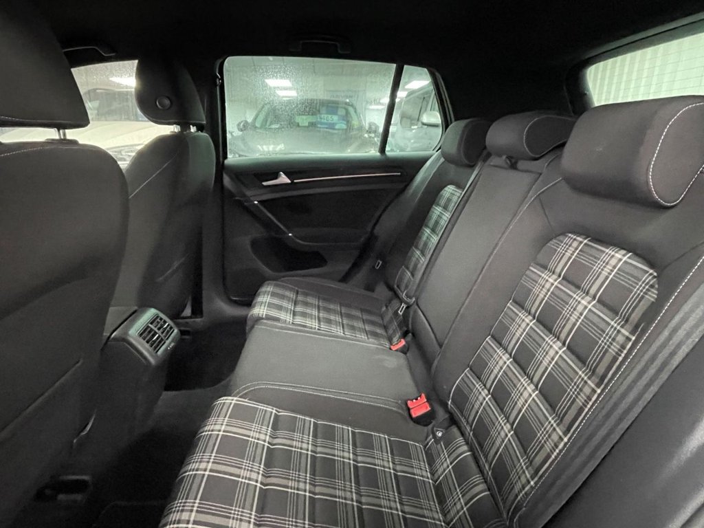 Used Volkswagen Golf 2014 for sale - 77534311: Photo 28