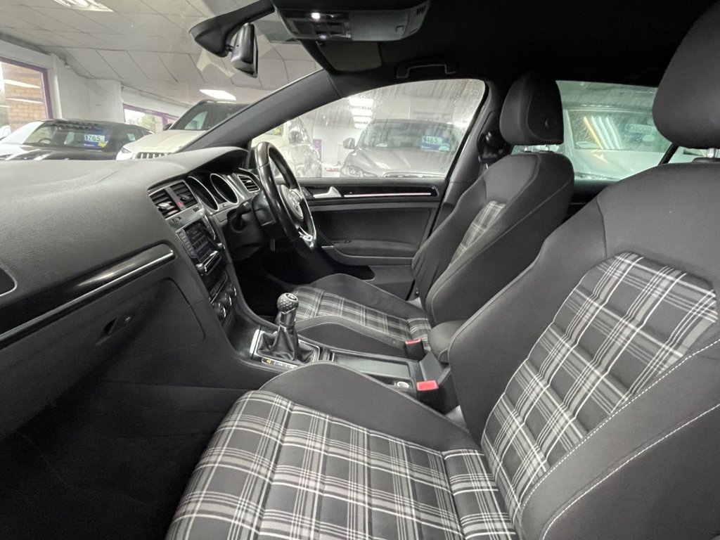 Used Volkswagen Golf 2014 for sale - 77534311: Photo 30