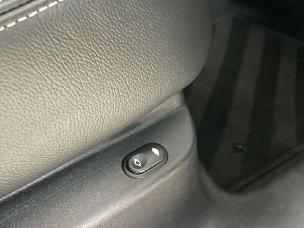 Used Land Rover Range Rover Velar 2019 for sale - 78044360: Photo 32