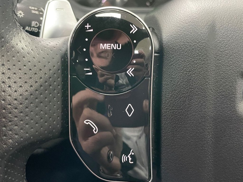 Used Land Rover Range Rover Velar 2019 for sale - 78044360: Photo 40