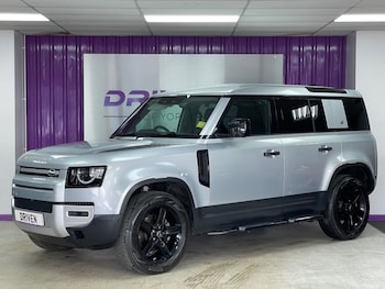 Used Land Rover Defender 2021 for sale - 75596586: Photo