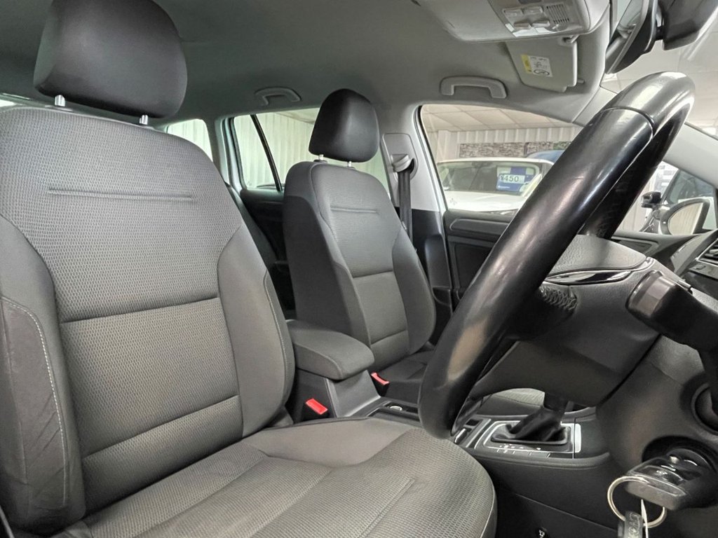 Used Volkswagen Golf 2020 for sale - 77133043: Photo 26