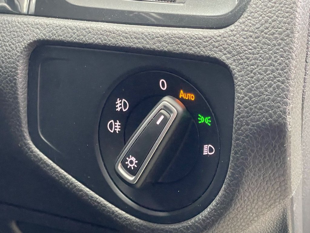 Used Volkswagen Golf 2020 for sale - 77133043: Photo 38