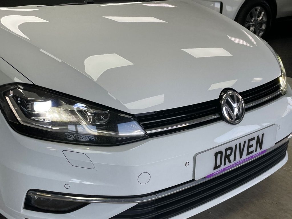 Used Volkswagen Golf 2020 for sale - 77133043: Photo 4
