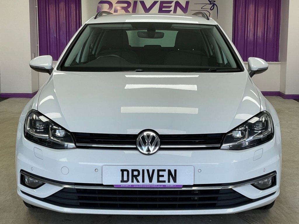 Used Volkswagen Golf 2020 for sale - 77133043: Photo 7