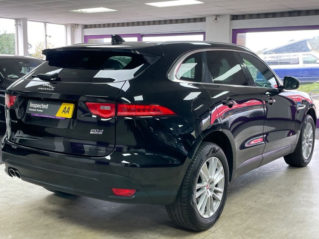Used Jaguar F-Pace 2017 for sale - 76236119: Photo 11