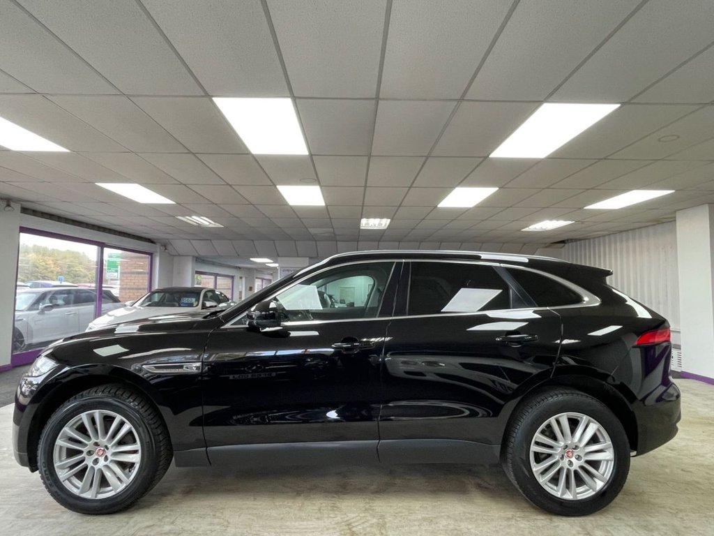 Used Jaguar F-Pace 2017 for sale - 76236119: Photo 13