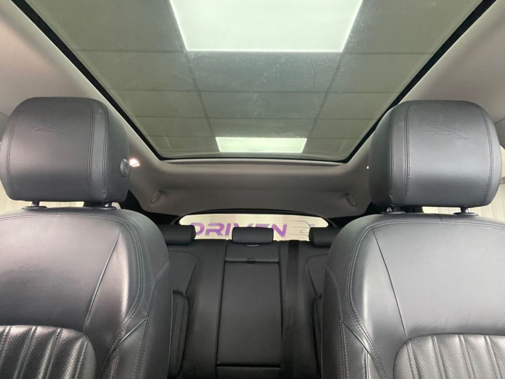 Used Jaguar F-Pace 2017 for sale - 76236119: Photo 35