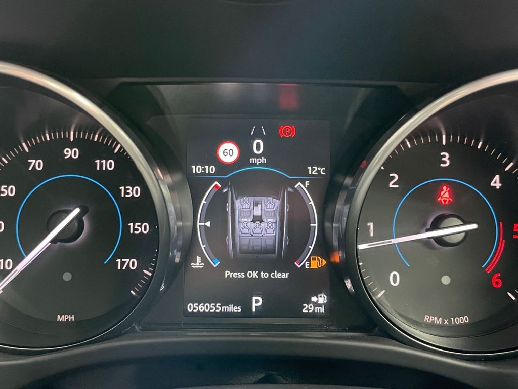 Used Jaguar F-Pace 2017 for sale - 76236119: Photo 37