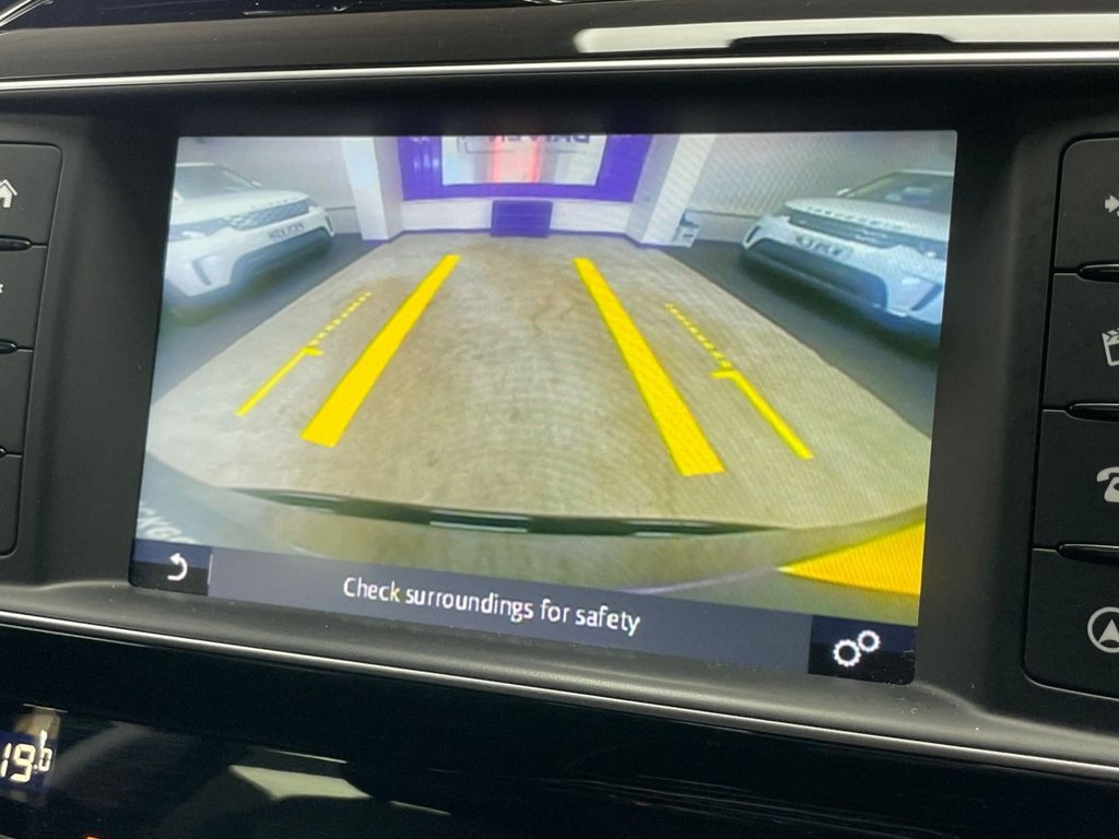 Used Jaguar F-Pace 2017 for sale - 76236119: Photo 40