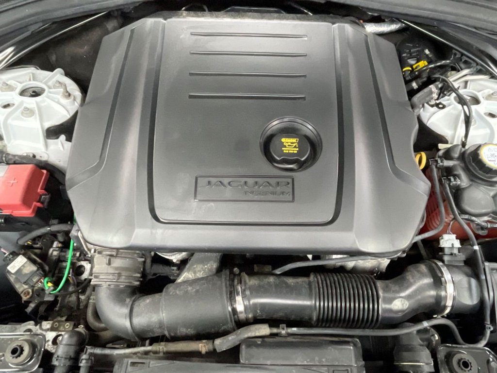 Used Jaguar F-Pace 2019 for sale - 77152931: Photo 16