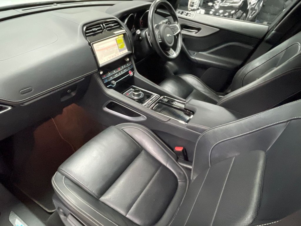 Used Jaguar F-Pace 2019 for sale - 77152931: Photo 32