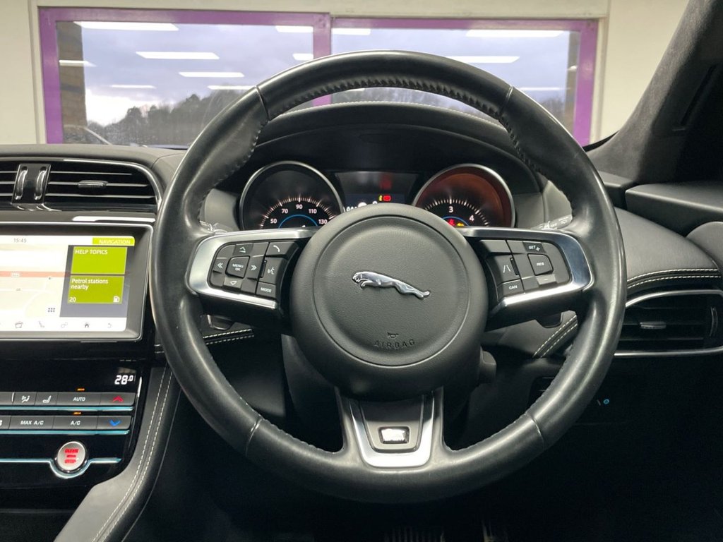 Used Jaguar F-Pace 2019 for sale - 77152931: Photo 35