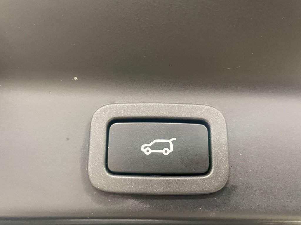 Used Jaguar F-Pace 2020 for sale - 76520384: Photo 10