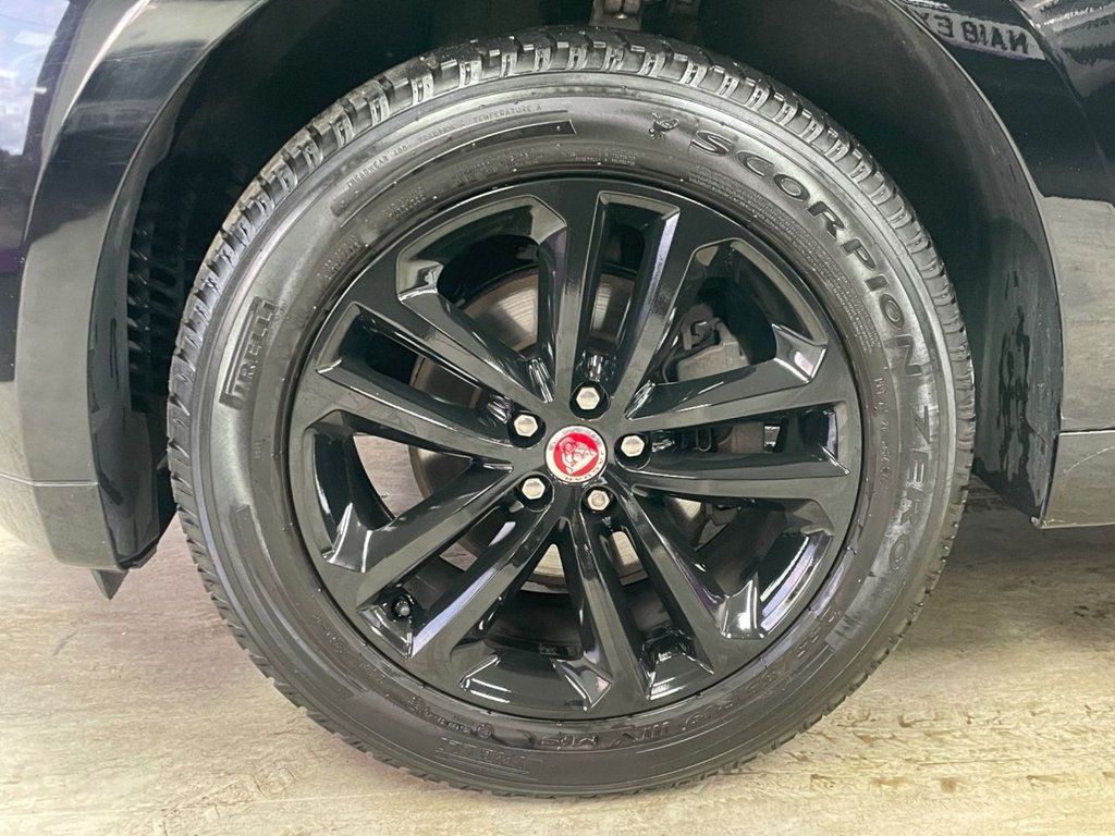 Used Jaguar F-Pace 2020 for sale - 76520384: Photo 17