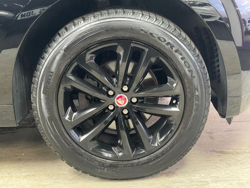 Used Jaguar F-Pace 2020 for sale - 76520384: Photo 20