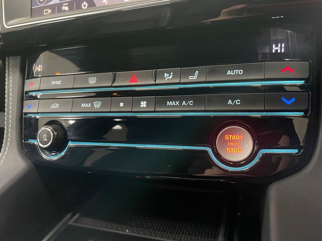 Used Jaguar F-Pace 2020 for sale - 76520384: Photo 39