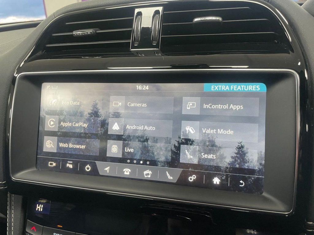 Used Jaguar F-Pace 2020 for sale - 76520384: Photo 42