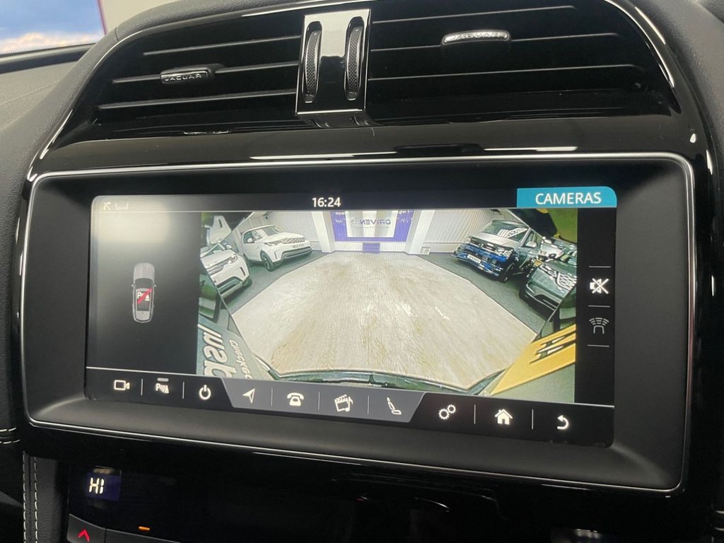 Used Jaguar F-Pace 2020 for sale - 76520384: Photo 44