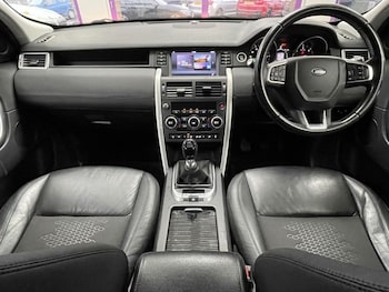 Used Land Rover Discovery 2025 for sale - 77422013: Photo