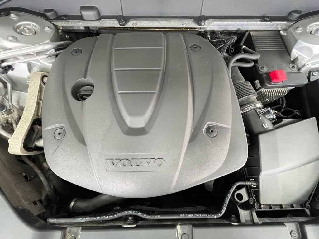 Used Volvo XC60 2018 for sale - 76147400: Photo 15
