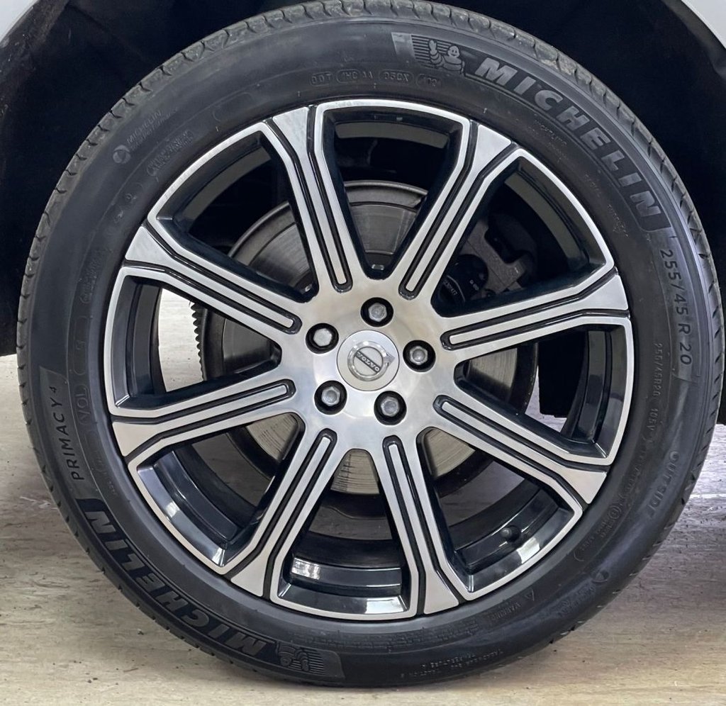 Used Volvo XC60 2018 for sale - 76147400: Photo 17