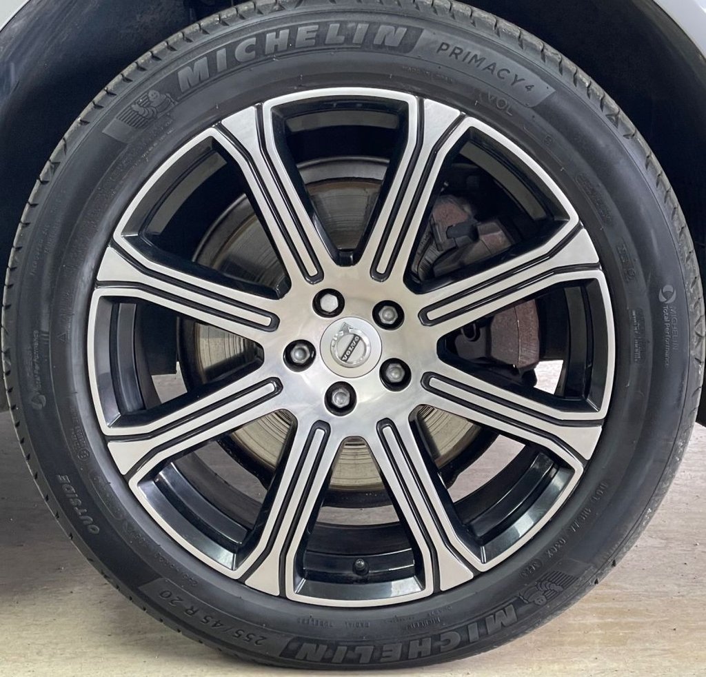 Used Volvo XC60 2018 for sale - 76147400: Photo 18