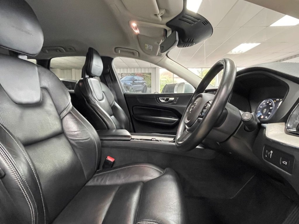 Used Volvo XC60 2018 for sale - 76147400: Photo 25