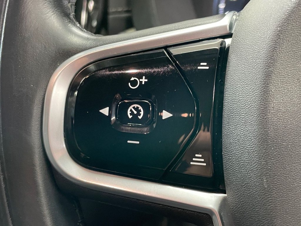 Used Volvo XC60 2018 for sale - 76147400: Photo 35