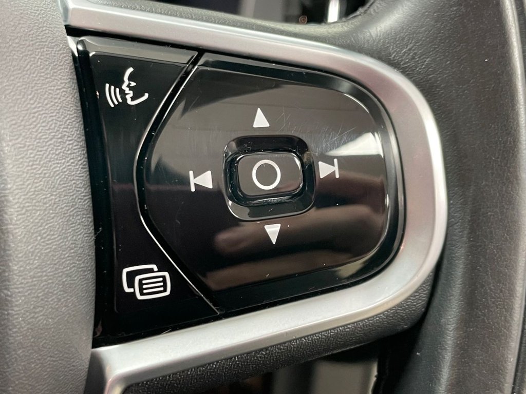 Used Volvo XC60 2018 for sale - 76147400: Photo 36