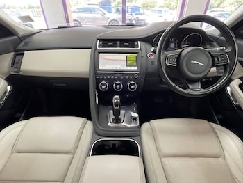 Used Jaguar E-Pace 2018 for sale - 79089864: Photo