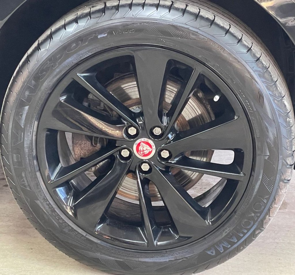 Used Jaguar F-Pace 2021 for sale - 77820565: Photo 14