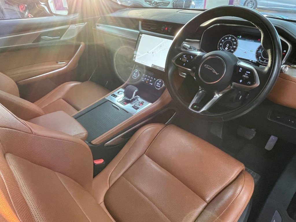 Used Jaguar F-Pace 2021 for sale - 77820565: Photo 24