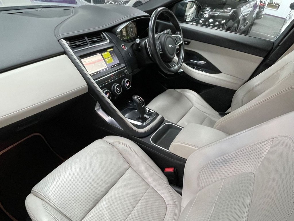 Used Jaguar E-Pace 2017 for sale - 77153308: Photo 34