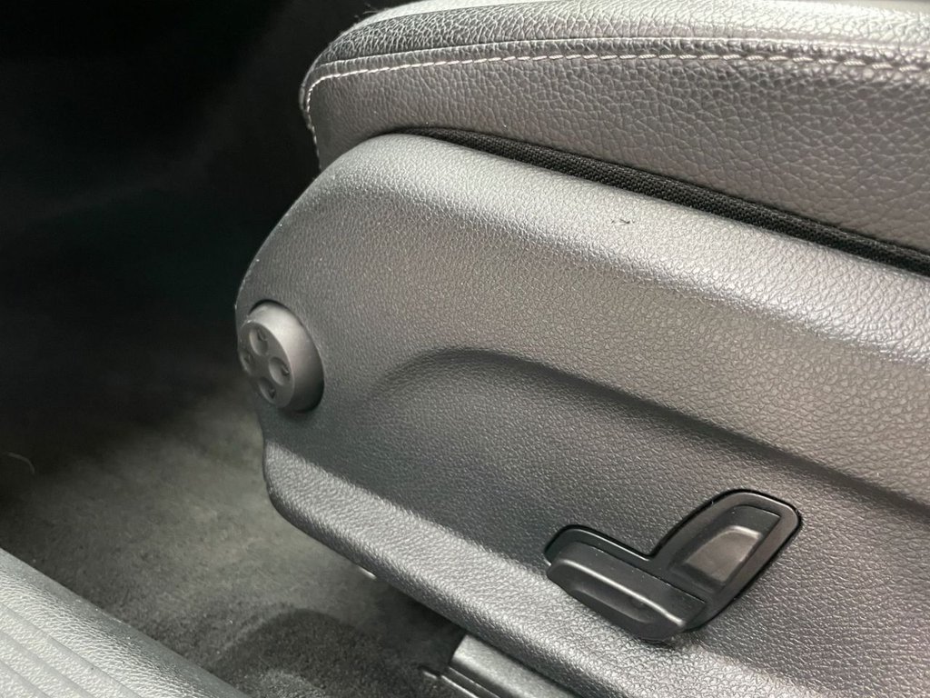 Used Mercedes-Benz C Class 2016 for sale - 77263176: Photo 34